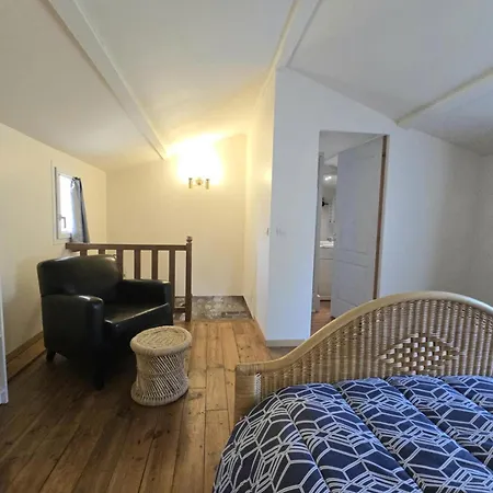 Authentique Avec Piscine, Cheminee Et Etang Prive A - Proche Bergerac - Fr-1-616-205 Holiday home Naussannes